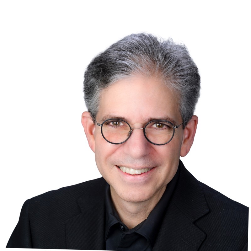 Portrait of Saul Markowitz, Editor in Chief